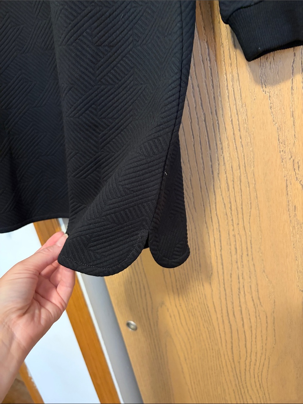 Black Textured Zip-Front Long Sleeve Dress - Picture 4 of 4